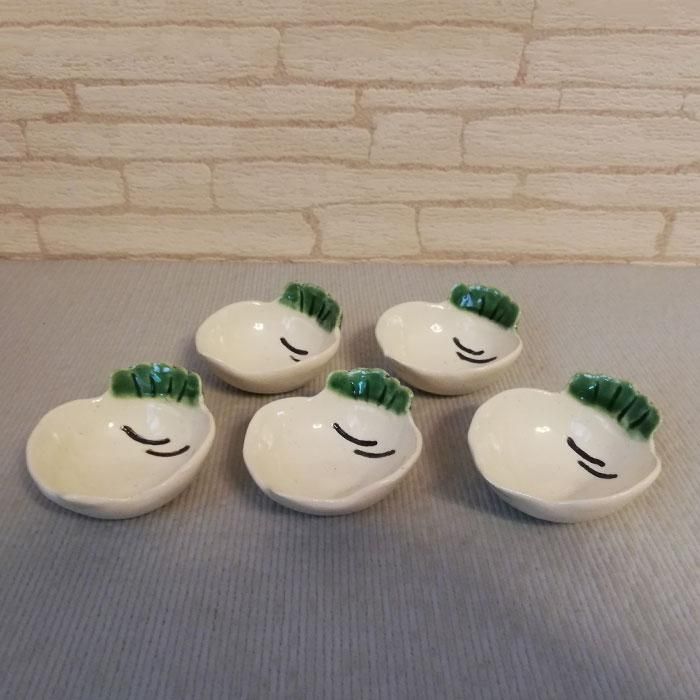 ̣  5å