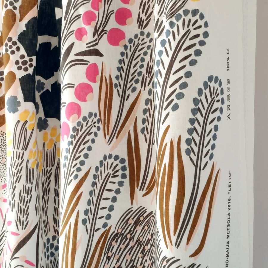 北欧フィンランド生地 マリメッコ Marimekko アイノ-マイヤ 北欧フィンランド生地 マリメッコ Marimekko アイノ-マイヤ