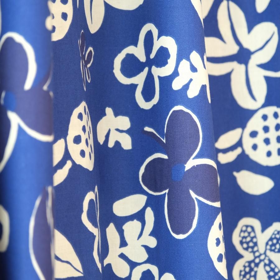 北欧スウェーデン生地 レトロデザインファブリック Blue-white 北欧スウェーデン生地 レトロデザインファブリック Blue-white