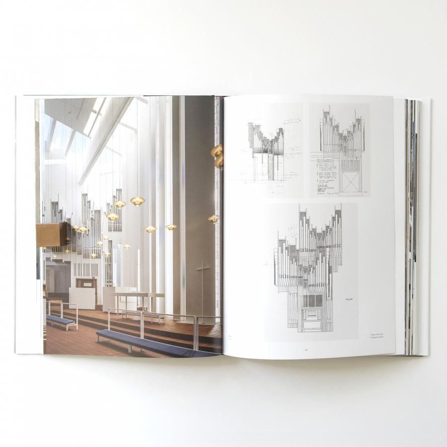 Juha Leiviskä 2000–2022 ユハ・レイヴィスカ作品集 Juha Leiviskä 2000–2022 ユハ・レイヴィスカ作品集