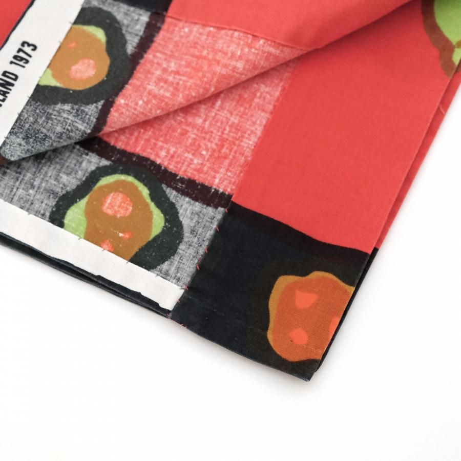 上品なブランド 北欧フィンランド生地 Marimekko ヴィンテージ マリメッコ ラグ・カーペット