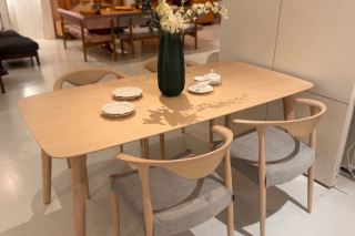 dining table(Ÿ)<img class='new_mark_img2' src='https://img.shop-pro.jp/img/new/icons23.gif' style='border:none;display:inline;margin:0px;padding:0px;width:auto;' />