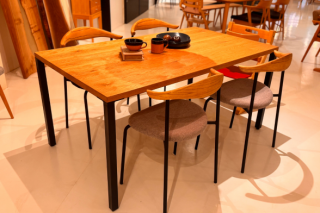dining table(Ÿ)<img class='new_mark_img2' src='https://img.shop-pro.jp/img/new/icons23.gif' style='border:none;display:inline;margin:0px;padding:0px;width:auto;' />