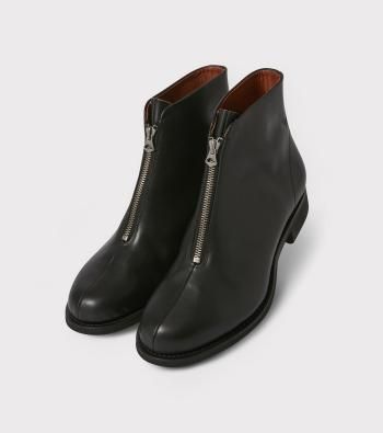 Boots & Shoes - PHIGVEL MAKERS & Co.