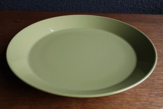 iittala “TEEMA”（オリーブグリーン）プレート（26cm）B - ENN