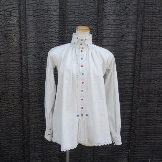 ルーマニアの伝統的なシャツ vintage ルーマニアシャツ