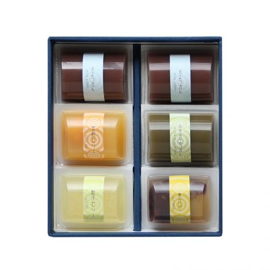 【お盆休み限定セール】白蛇伝　掻き子！ vintage 白檀扇子 小花文様/20.5cm byakudan04 - itotsune