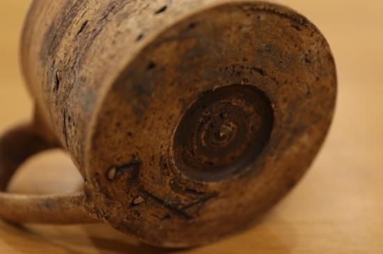 泉田之也 マグカップ（小） - queen and the chair