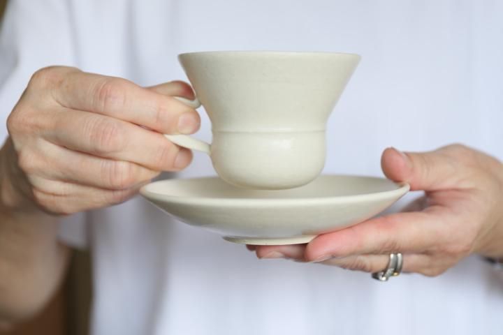 竹口要 カップ&ソーサー 象牙色 - queen and the chair