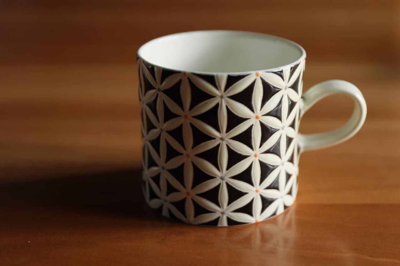 夜に咲く百合 ― 手作り陶芸カップ／作家器」 夜に咲く百合 ― 手作り