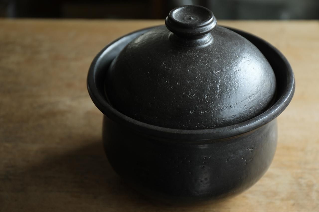 内田 可織 - queen and the chair