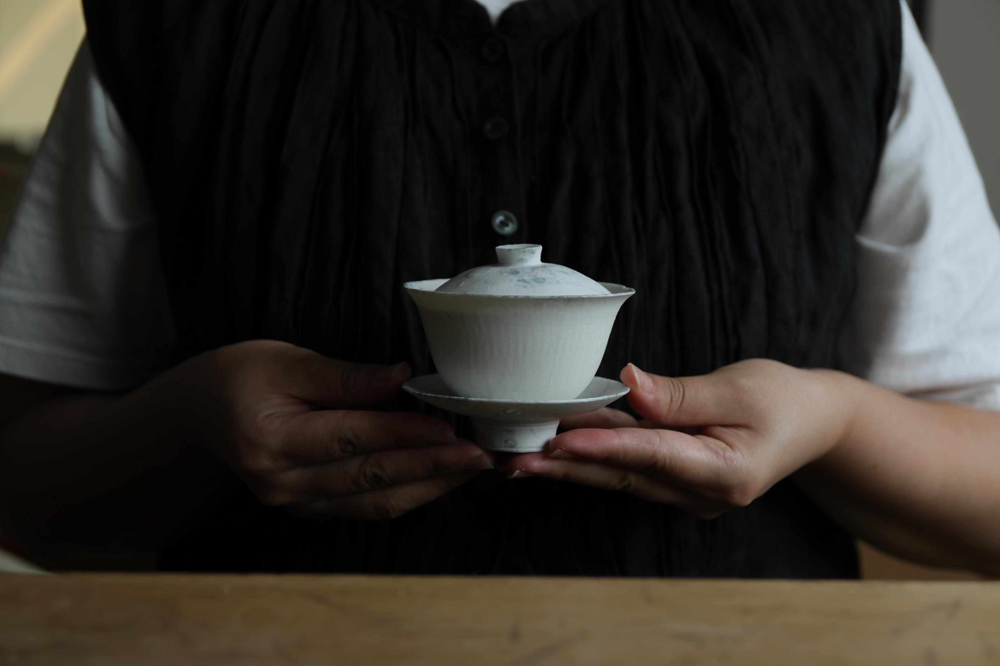 矢萩誉大さん　白磁　器 矢萩誉大 | ichibutu