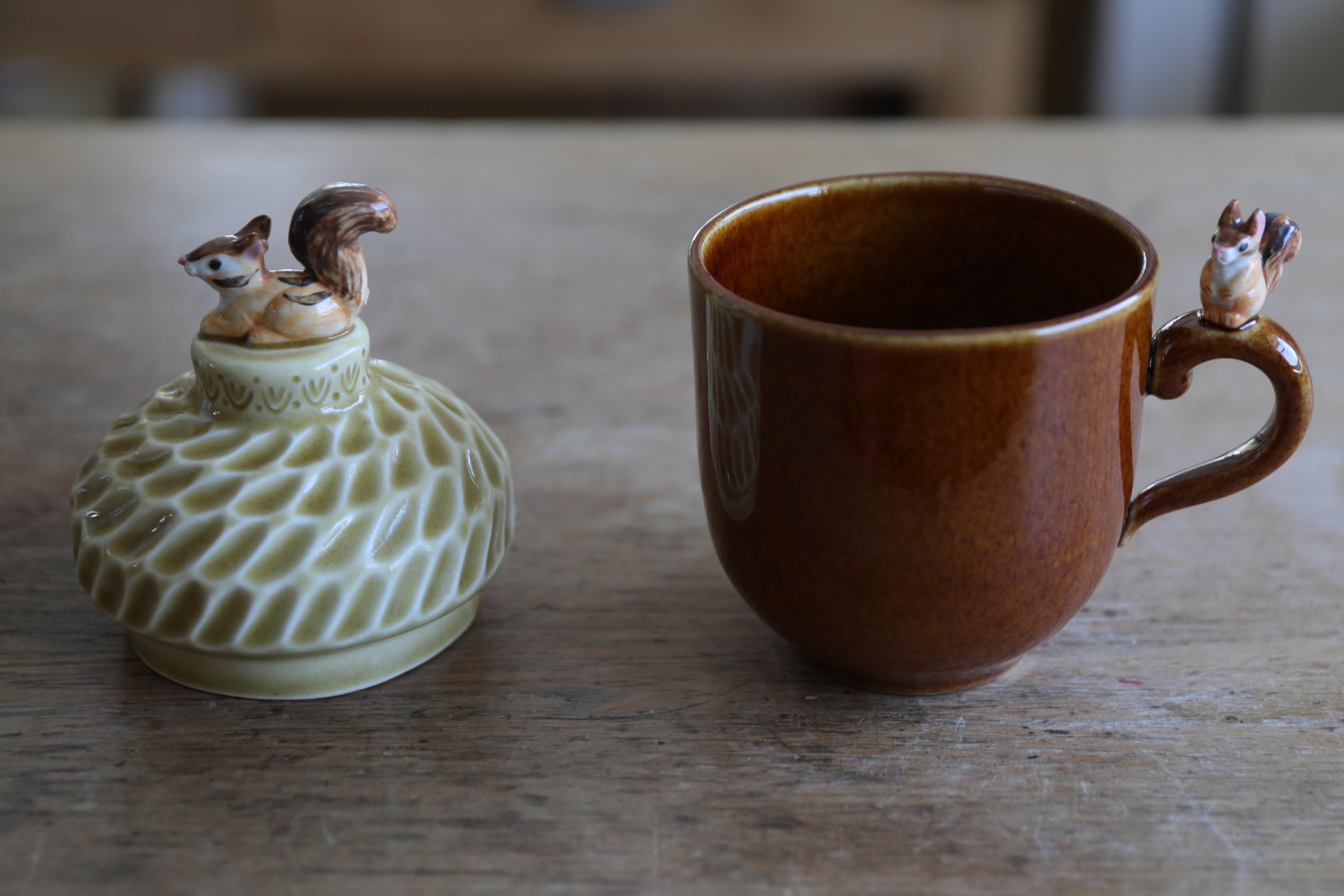 sugar poppo 陶器 カップ ハンドメイド リスどんぐりマグカップ 作家 sugar poppo 陶器 ハンドメイド リスどんぐりマグカップ 作家