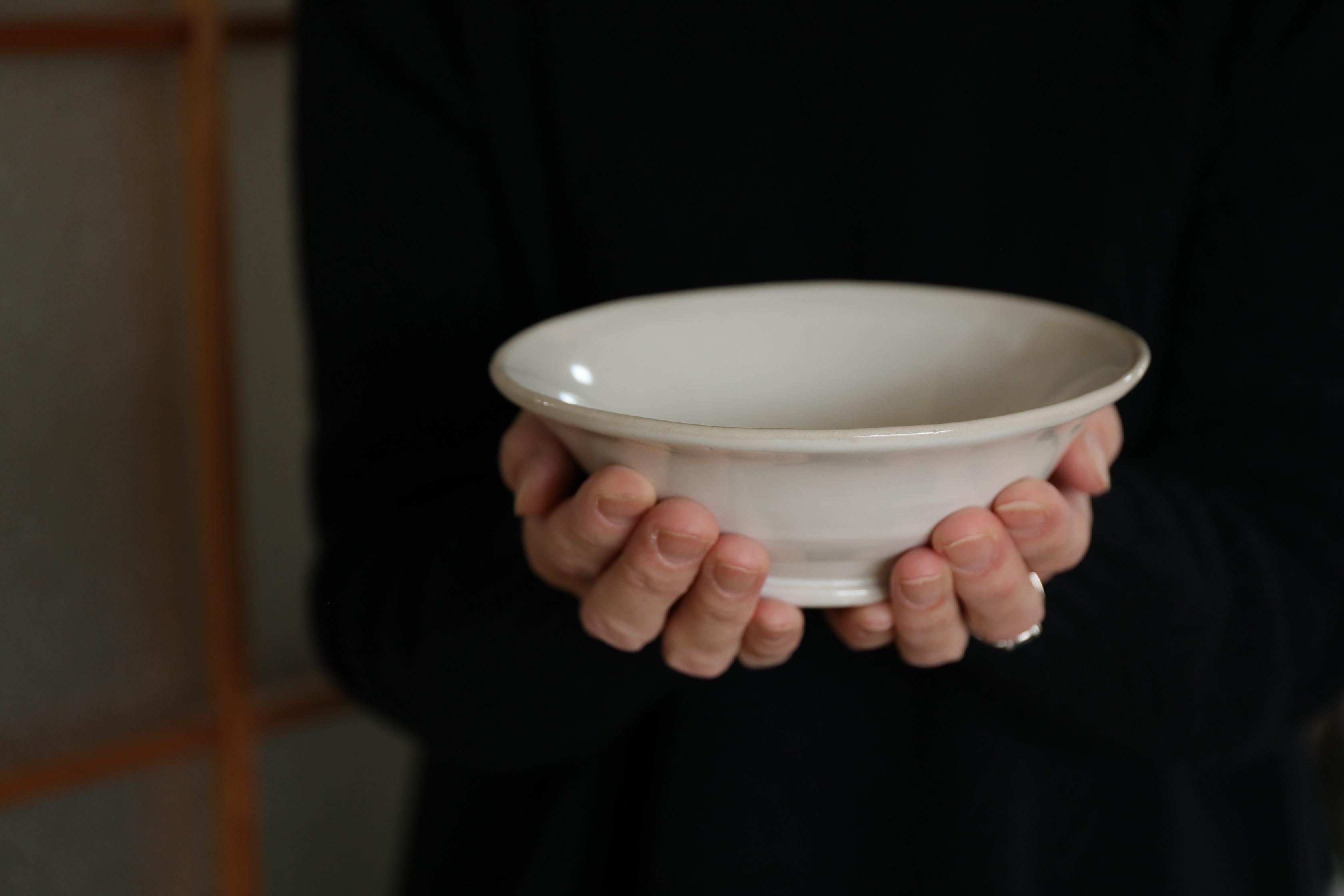 河合 竜彦 - queen and the chair