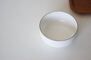 ARABIA FINEL [Enamel Bowl]  (White)  / ӥեͥ [ܥ] 췿 ե (ۥ磻) 14cm