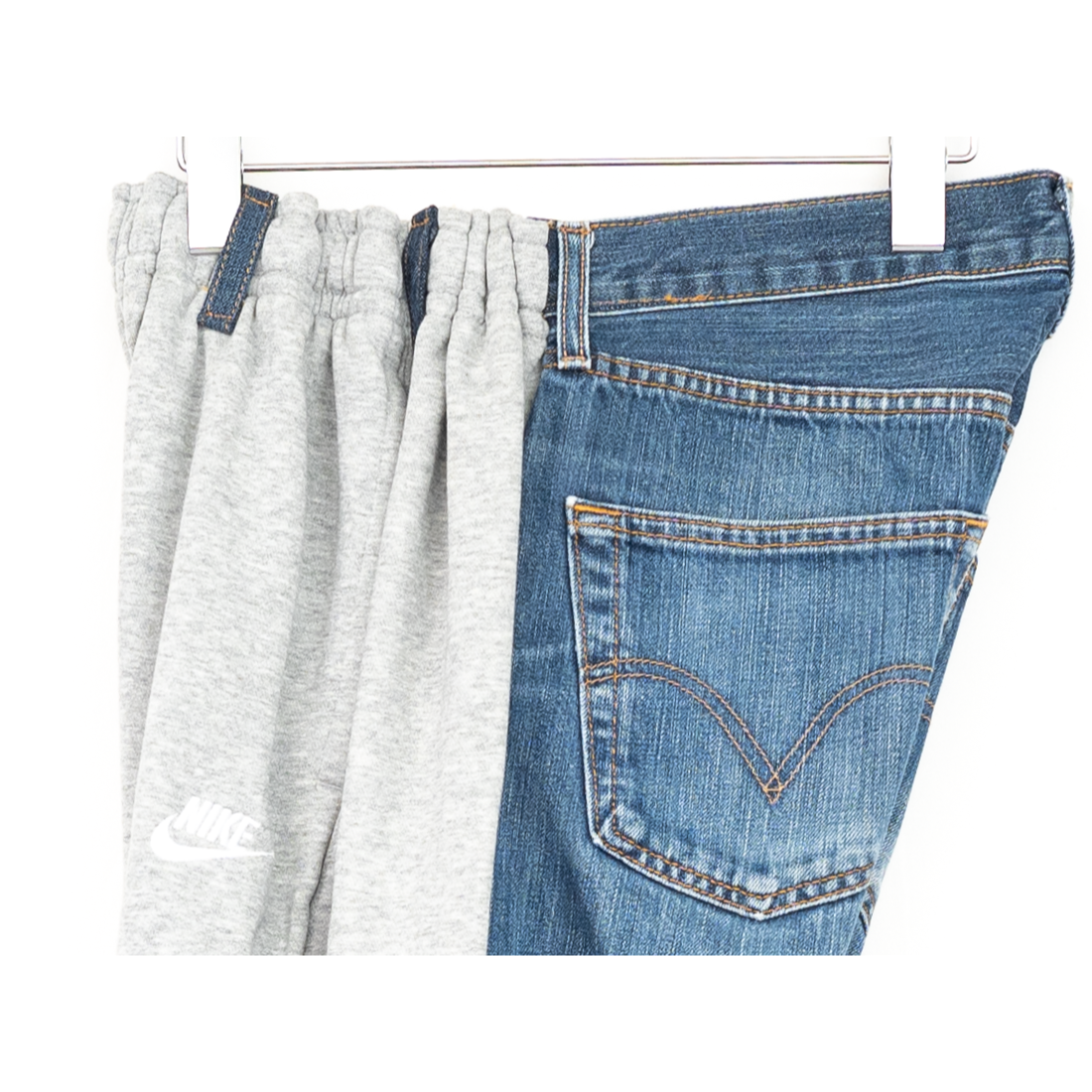 BLESS / OVER JOGGING JEANS - carol ONLINE STORE