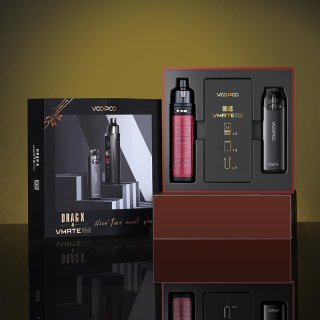 <img class='new_mark_img1' src='https://img.shop-pro.jp/img/new/icons31.gif' style='border:none;display:inline;margin:0px;padding:0px;width:auto;' />VOOPOO / Drag X & Vmate Pod 900mah Gift Set Limited Edition ͢