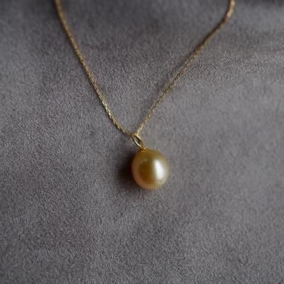 Gold Pearl Necklace 