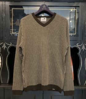 STRIPE - V NECK SWEATER