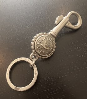 <img class='new_mark_img1' src='https://img.shop-pro.jp/img/new/icons14.gif' style='border:none;display:inline;margin:0px;padding:0px;width:auto;' />BOTTLE OPENER KEY RING [HAT]
