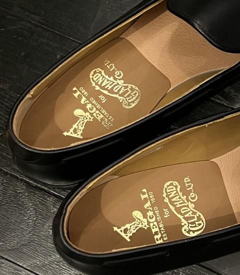 低価格で大人気の TASSELED WEIRDO Co. & HAND GLAD - REGAL / SLIP-ON トップス