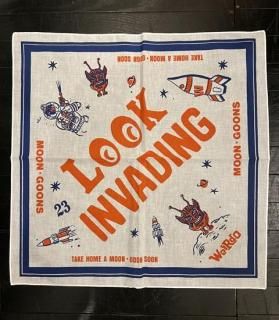 <img class='new_mark_img1' src='https://img.shop-pro.jp/img/new/icons14.gif' style='border:none;display:inline;margin:0px;padding:0px;width:auto;' />LOOK INVADING - BANDANA / WRD53G08