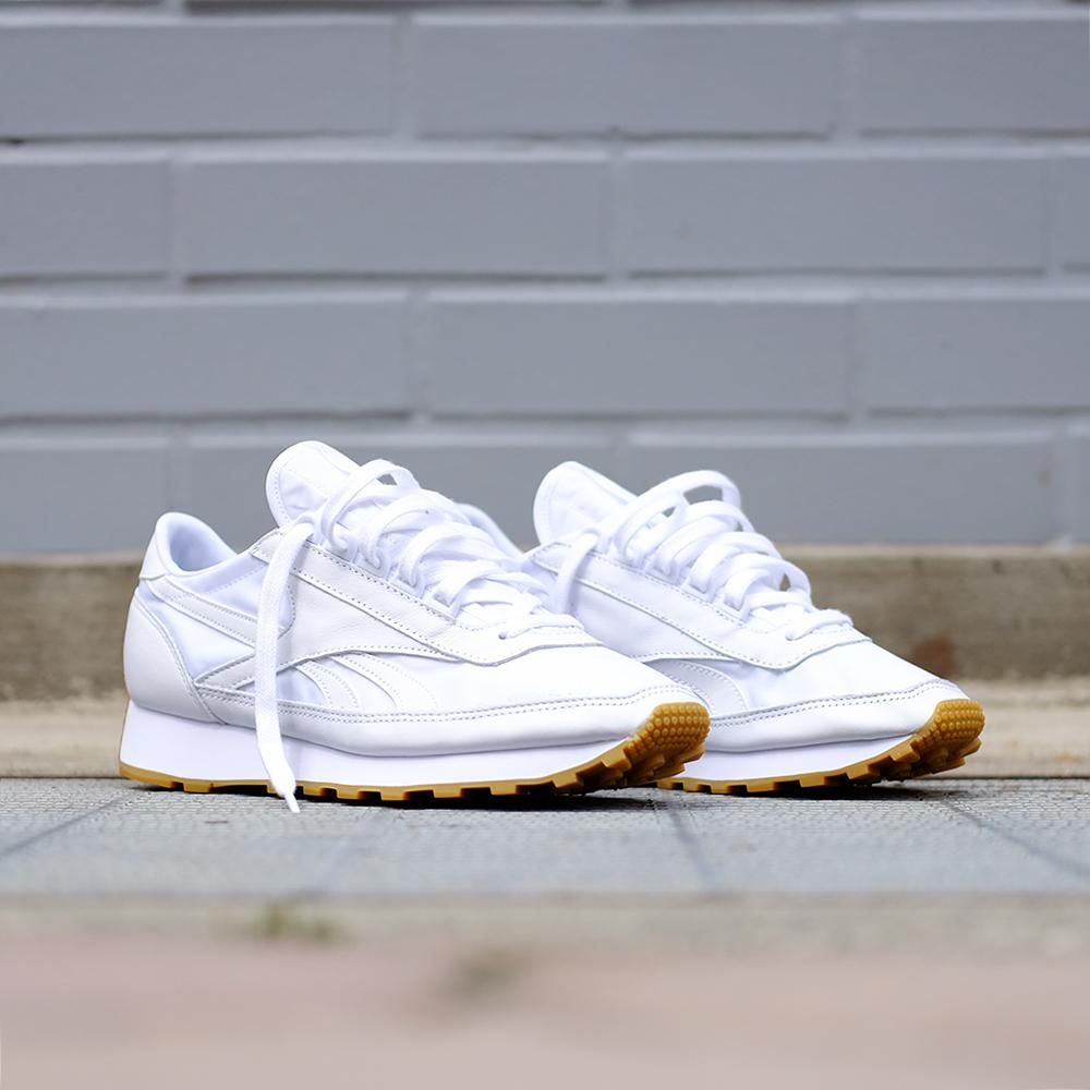 REEBOK リーボック AZTEC GARMENT AND GUM BD2808 ホワイト REEBOK リーボック AZTEC GARMENT AND GUM BD2808 ホワイト