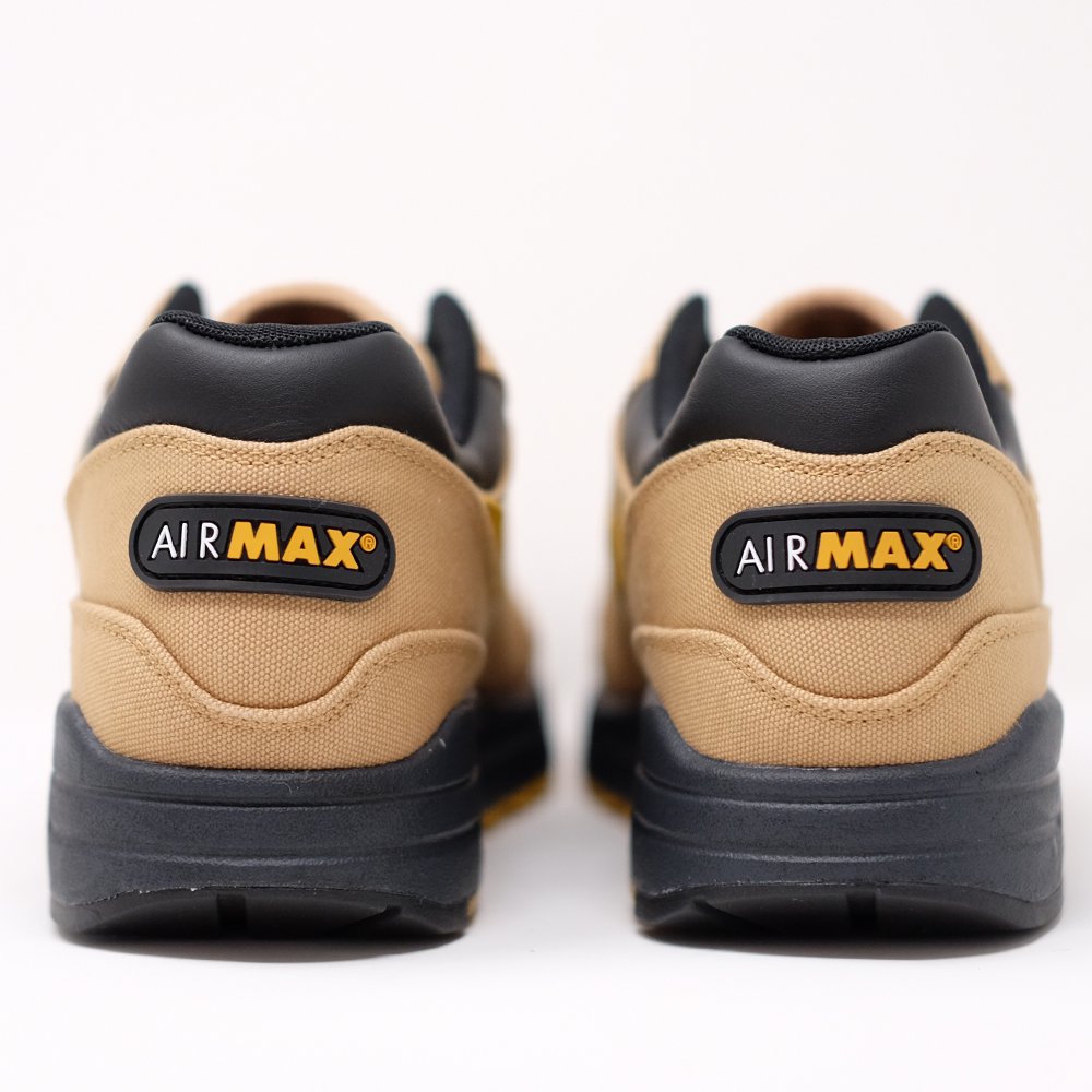 Nike air max 1 leather premium 700 deals