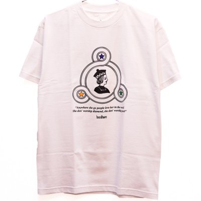 <img class='new_mark_img1' src='https://img.shop-pro.jp/img/new/icons5.gif' style='border:none;display:inline;margin:0px;padding:0px;width:auto;' />BEDLAM [QUEEN TEE] (WHITE)