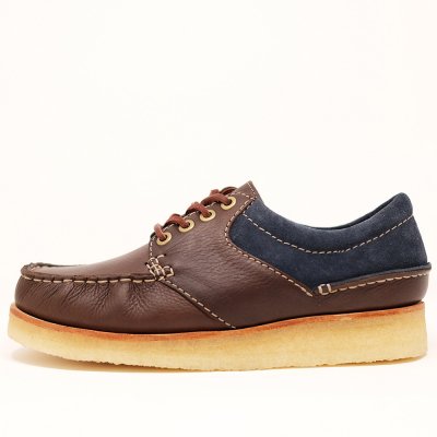 <img class='new_mark_img1' src='https://img.shop-pro.jp/img/new/icons5.gif' style='border:none;display:inline;margin:0px;padding:0px;width:auto;' />CLARKS ORIGINALS [WALLACE] BLUE COMBI