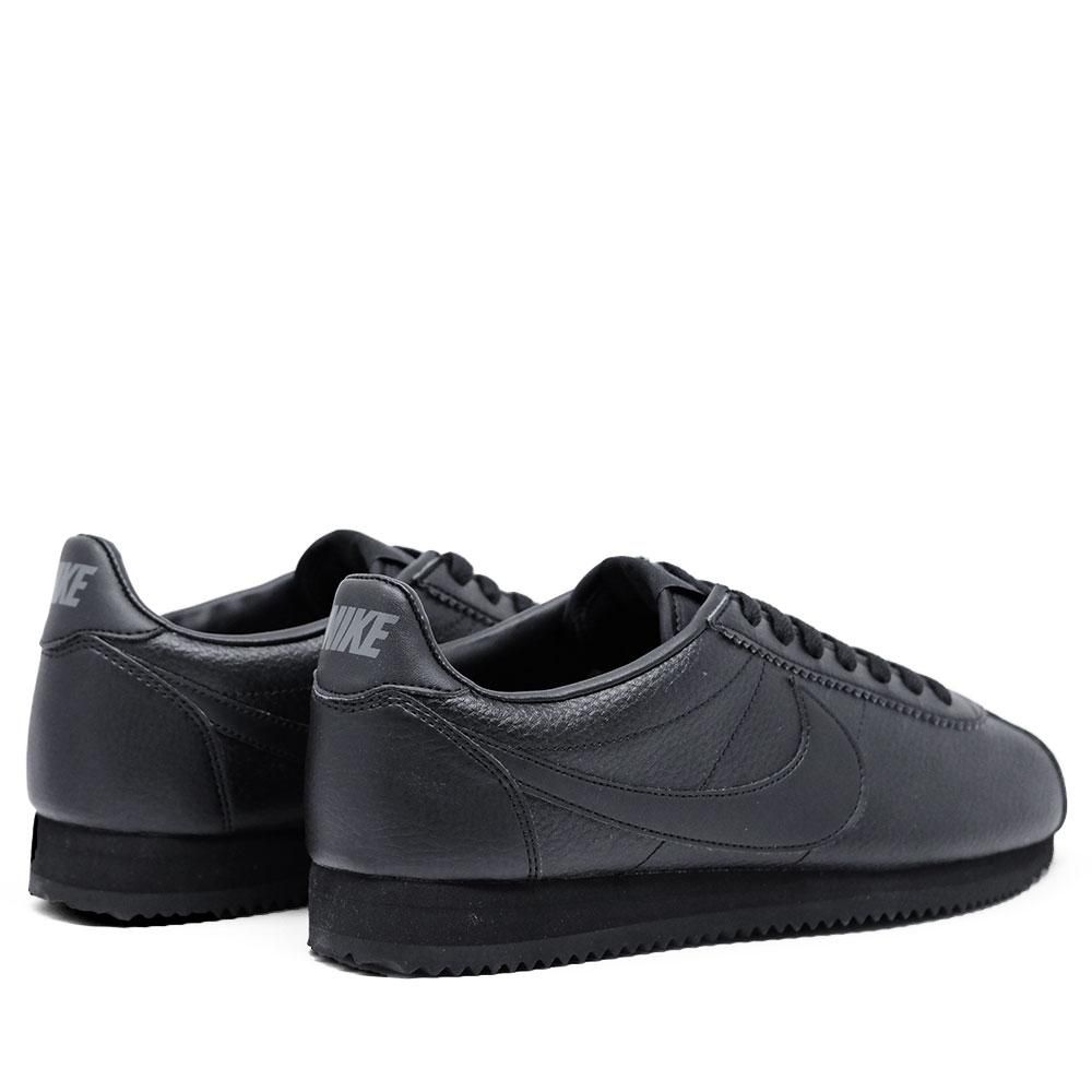 NIKE ナイキ [CLASSIC CORTEZ LEATHER 749571-002] コルテッツ トリプルブラック (BLACK)｜スニーカーセレクトショップ通販サイト│VEHICLE  FOOTWEAR（ビークルフット