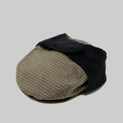 FOUND FEATHER [DRIVERS CAP] (BROWN HARRIS TWEED)