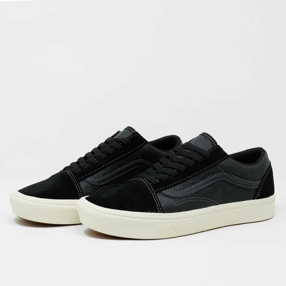 VANS COMFYCUSH OLD SKOOL VN0A3WMA2QF (SUEDE/OSTRICH) BLACK/ MARSHMALLOW