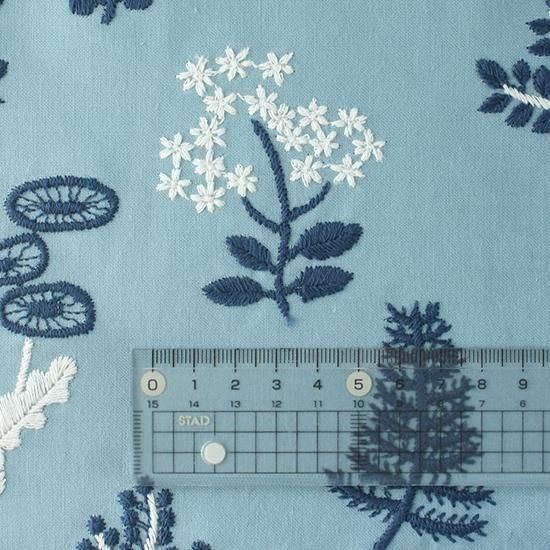 アンティーク 北欧ハーダンガーレース刺繍 大判クロス ブルーワーク✵ 雪の結晶 未使用品！エレガントな刺繍クロス・ハーダンガー刺繍：No.62