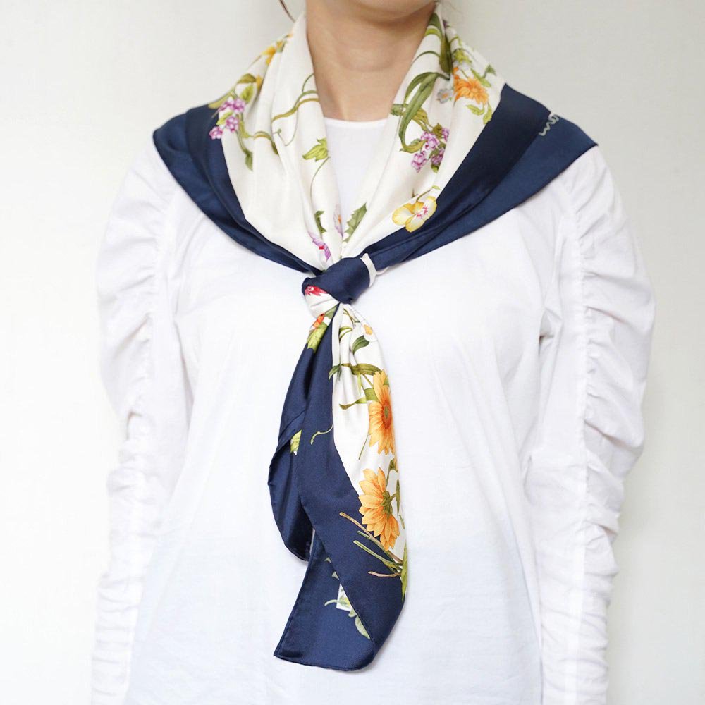 四季のツリー花(CFE-224) 伝統横濱スカーフ 大判 シルクツイル スカーフ （全3色）の画像6