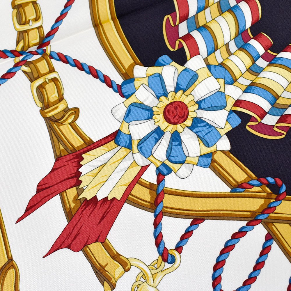 勲章とリボン(CM4-082) Marcaオリジナル 大判 シルクツイル スカーフ （全3色）の画像4