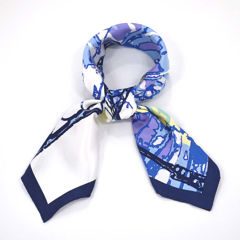馬車道/ガス灯(FMH-227) 伝統横濱スカーフ 小判 シルクスカーフ （全3色）の画像1