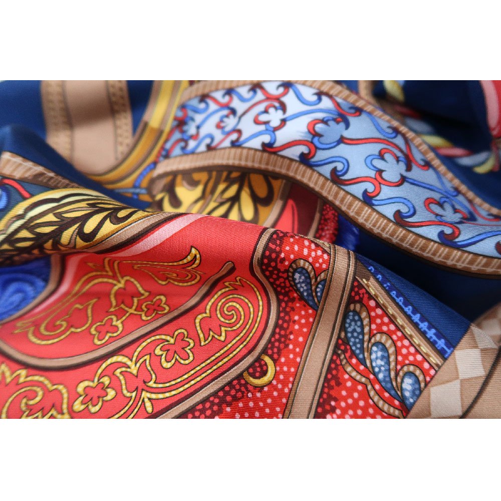 ハーネス(CM5-330)  伝統横濱スカーフ 大判 シルクツイル スカーフ （全2色）の画像4