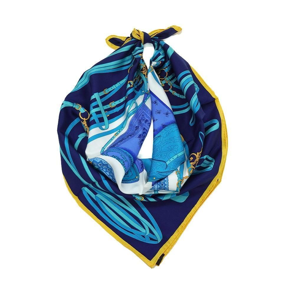 伝統横濱スカーフ鞍とベルト(CEU-068) オフホワイトカラーの中心部分を撮った写真です。