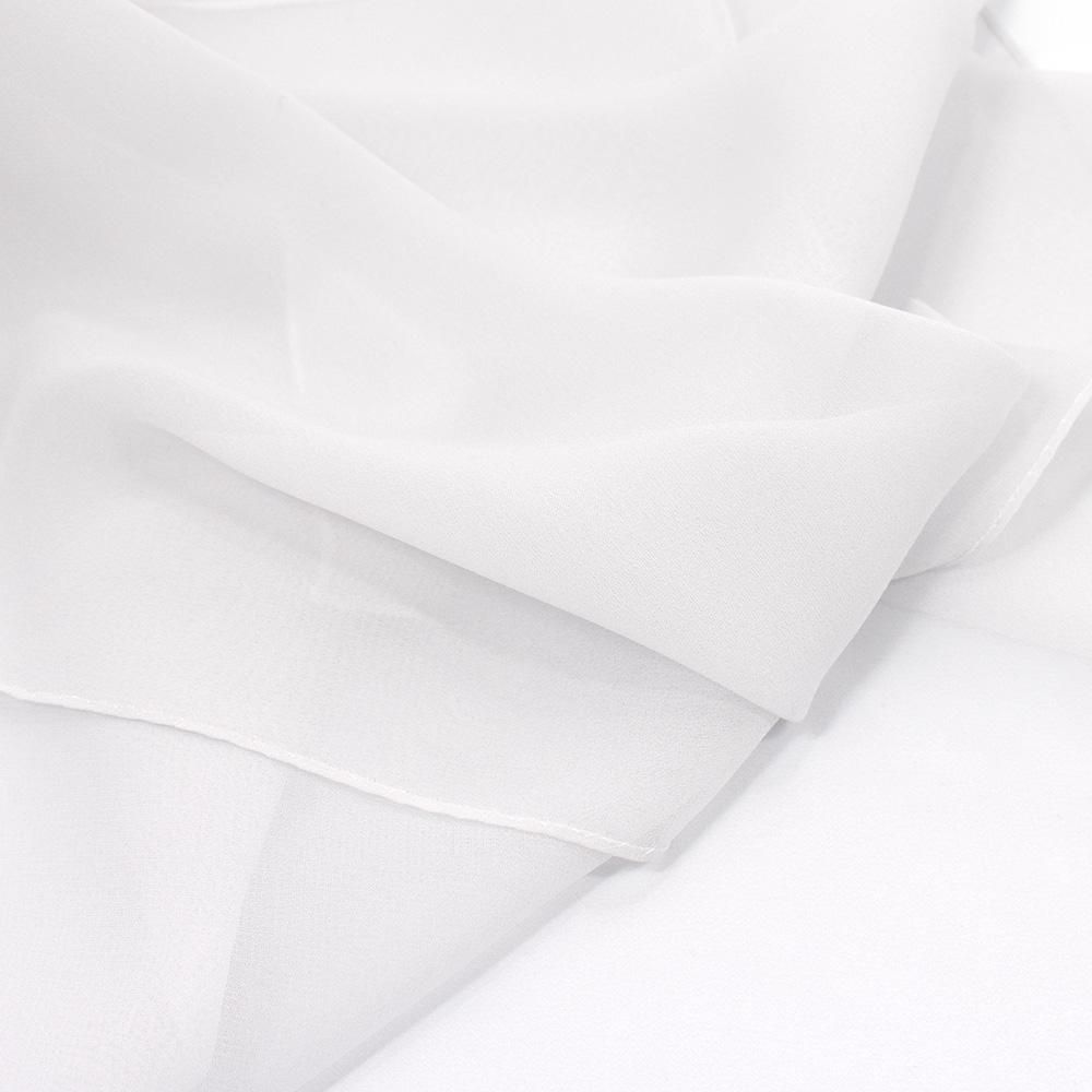 未使用タグ付き☆MAX MARWeekend バタフライ柄シルクスカーフ 未使用タグ付き☆MAX MARWeekend バタフライ柄シルクスカーフ