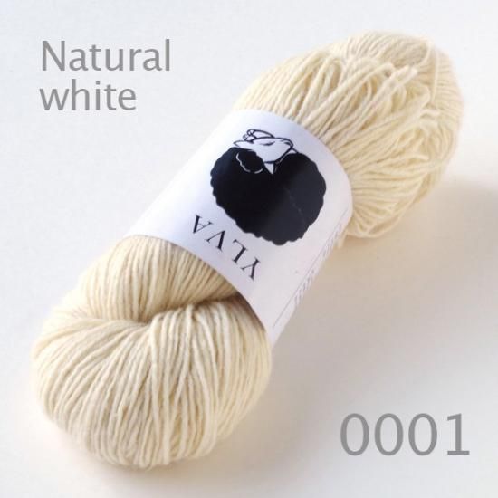 Hey Mama Wolf・YLVA (plant-dyed) - Cast On yarn shop