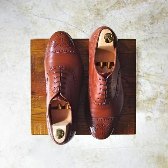 ジ　浅草コブラーオリジナルシューズ　ツイステッドラスト ハンドソーンシューズ 2/2 ジ・浅草コブラーのツイステッドラストシューズに注目