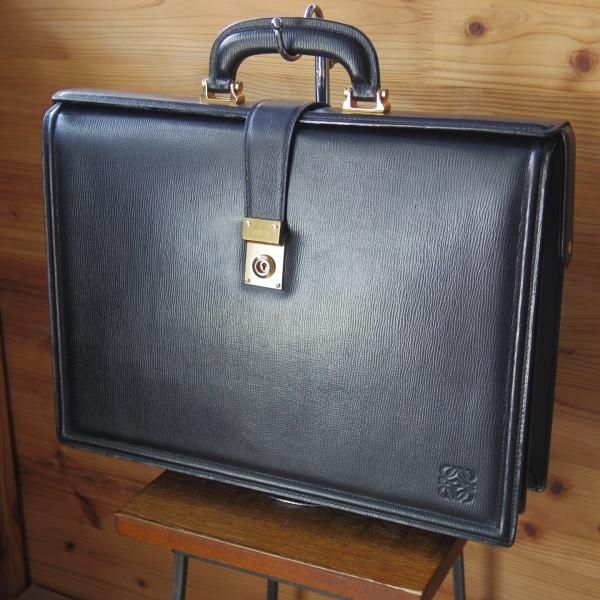 美品 LOEWE(ロエベ) ビジネスバッグ  黒 メンズ レディース