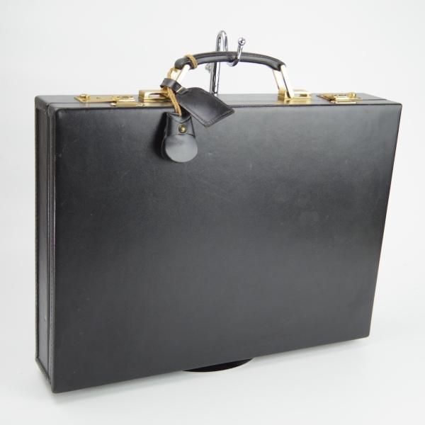 ☆(英)ダンヒル/dunhill【定価10万円以上☆レザー ☆(英)ダンヒル/dunhill【定価10万円以上☆レザー