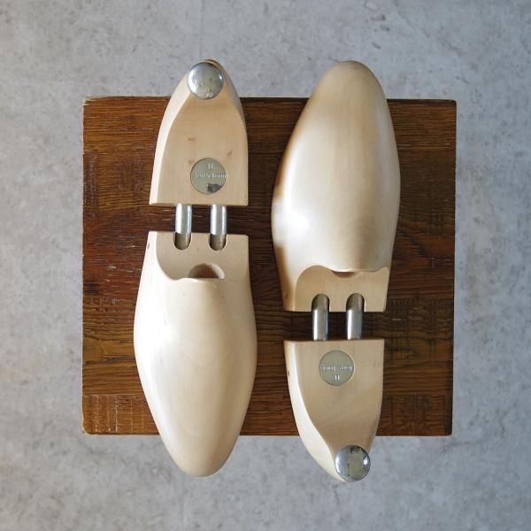 極上美品重量級貴重な旧ジョンロブ純正シューツリー 8E 木目が綺麗な良品