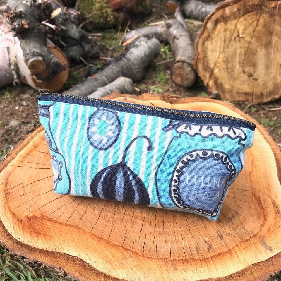 vintage fabric pouch