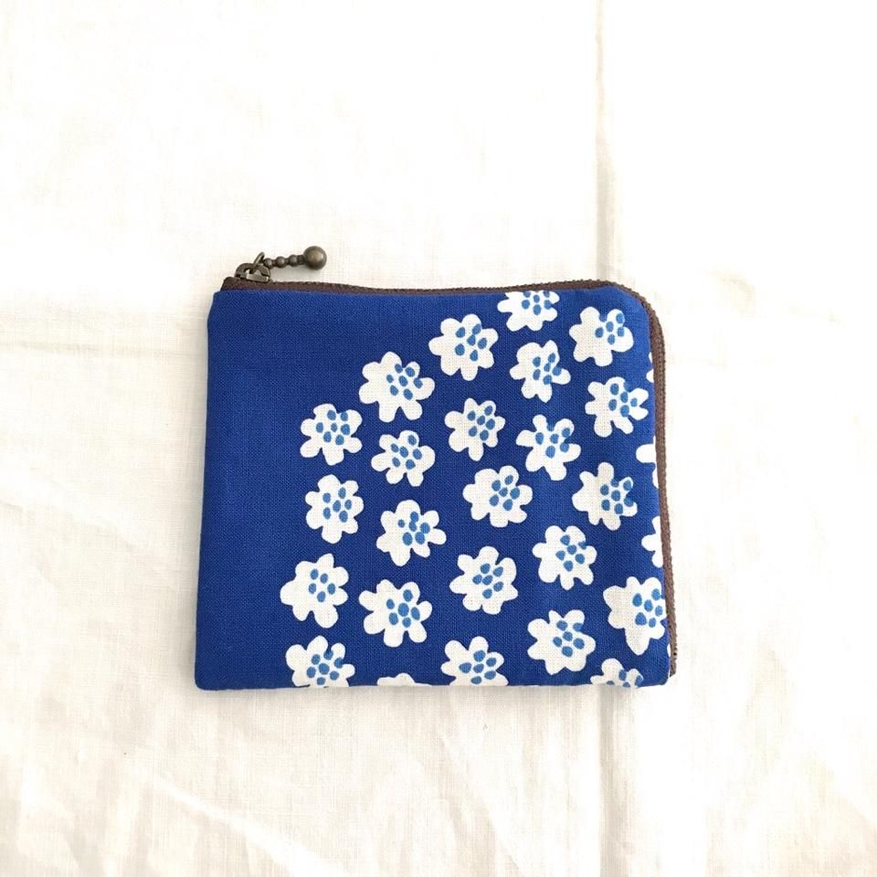 vintage fabric pouch