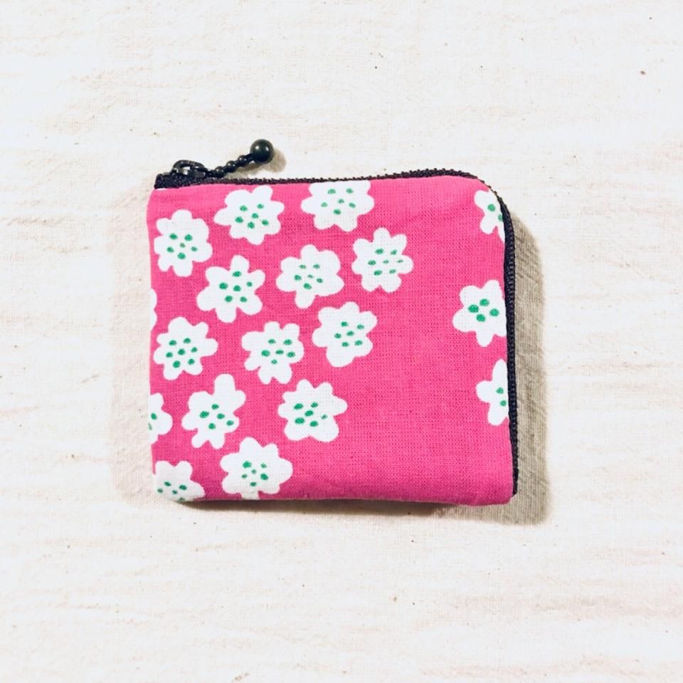 vintage fabric pouch