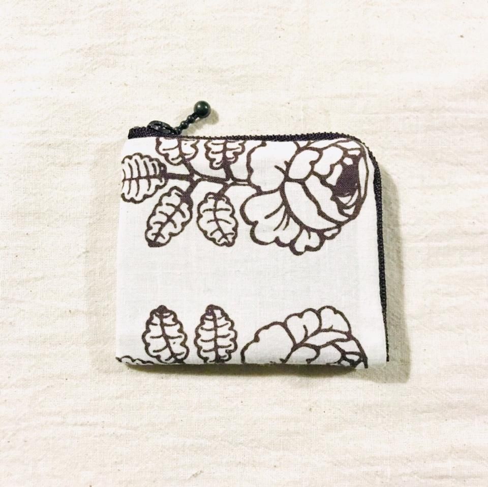 vintage fabric pouch