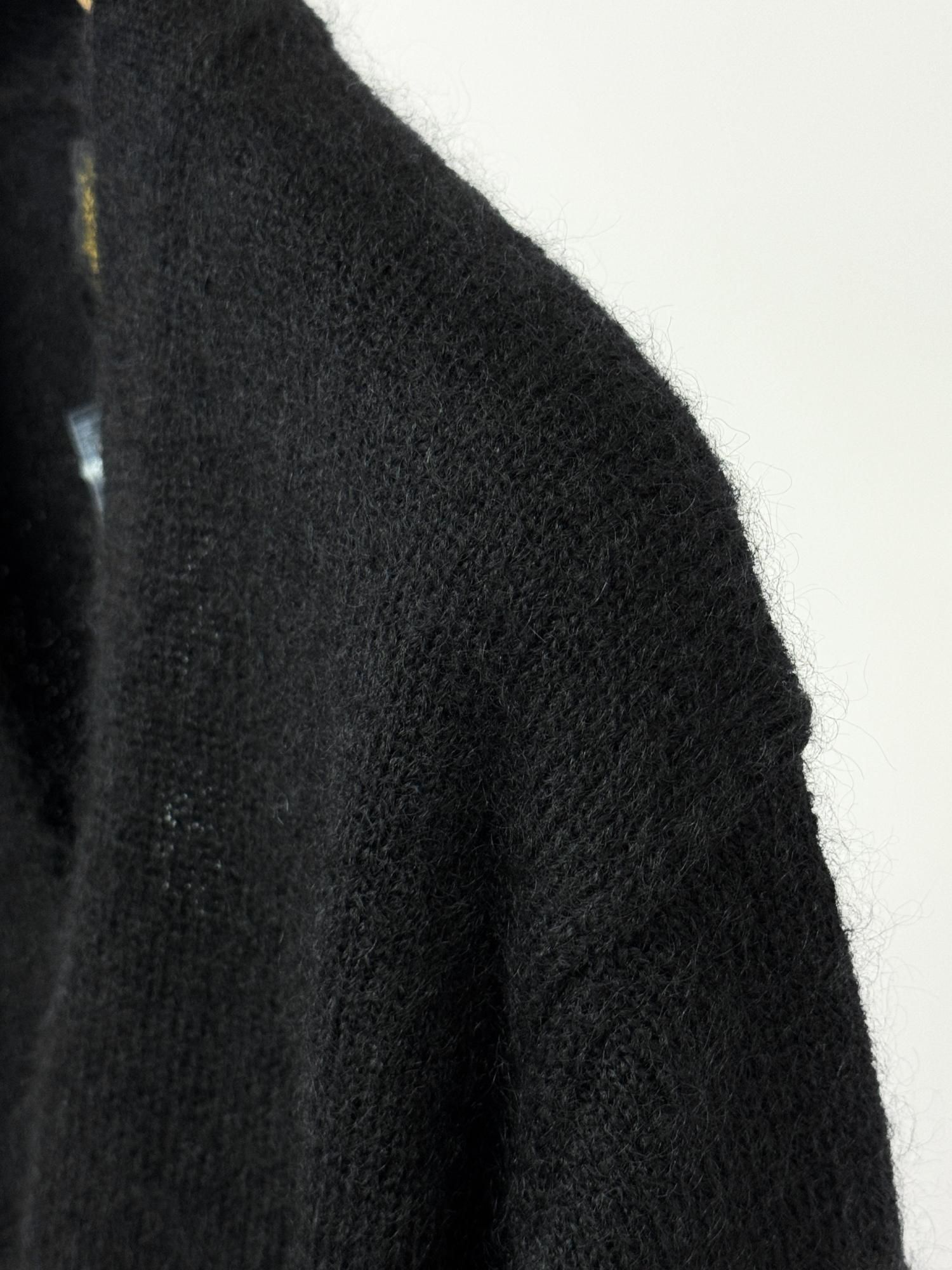 BATONER PURE MOHAIR 100% V CARDIGAN - Bechics official BATONER PURE MOHAIR 100% V CARDIGAN - Bechics official